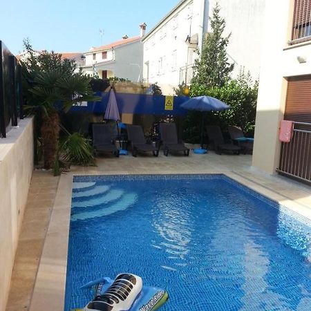 Villa Patricija-Apartmani Пореч Экстерьер фото